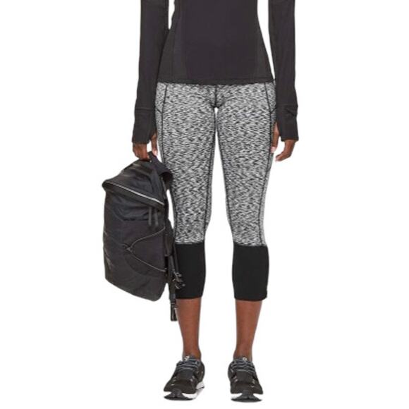 Lululemon Rebel Runner Crop Leggings Black Spacedye Capri Women’s 2 - Picture 1 of 15